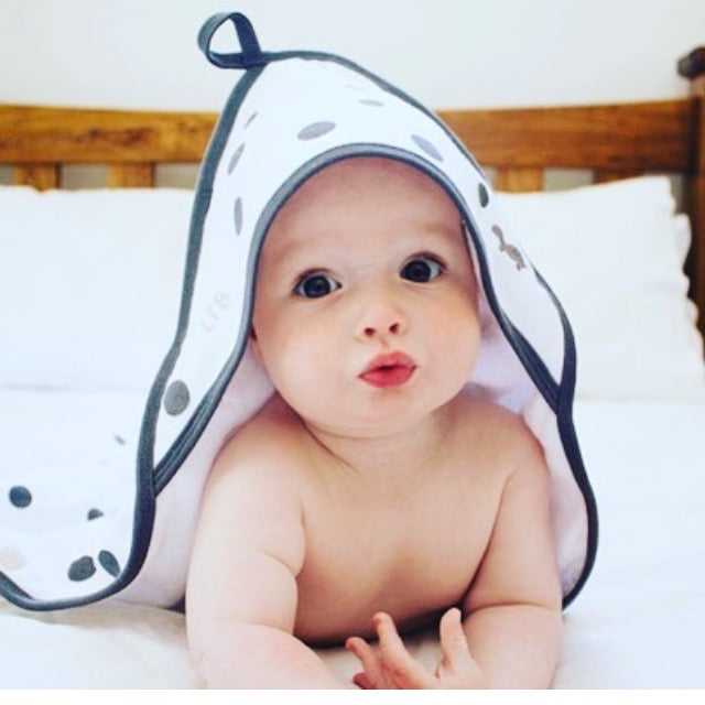 Load image into Gallery viewer, Little Turtle Baby, Hooded Towel, Soft on babies` skin, 100% Cotton Terry towelling and Cotton Jersey Towelling lined hood for extra comfort and absorbency, Traditional square style; size – 80cm x 80cm
